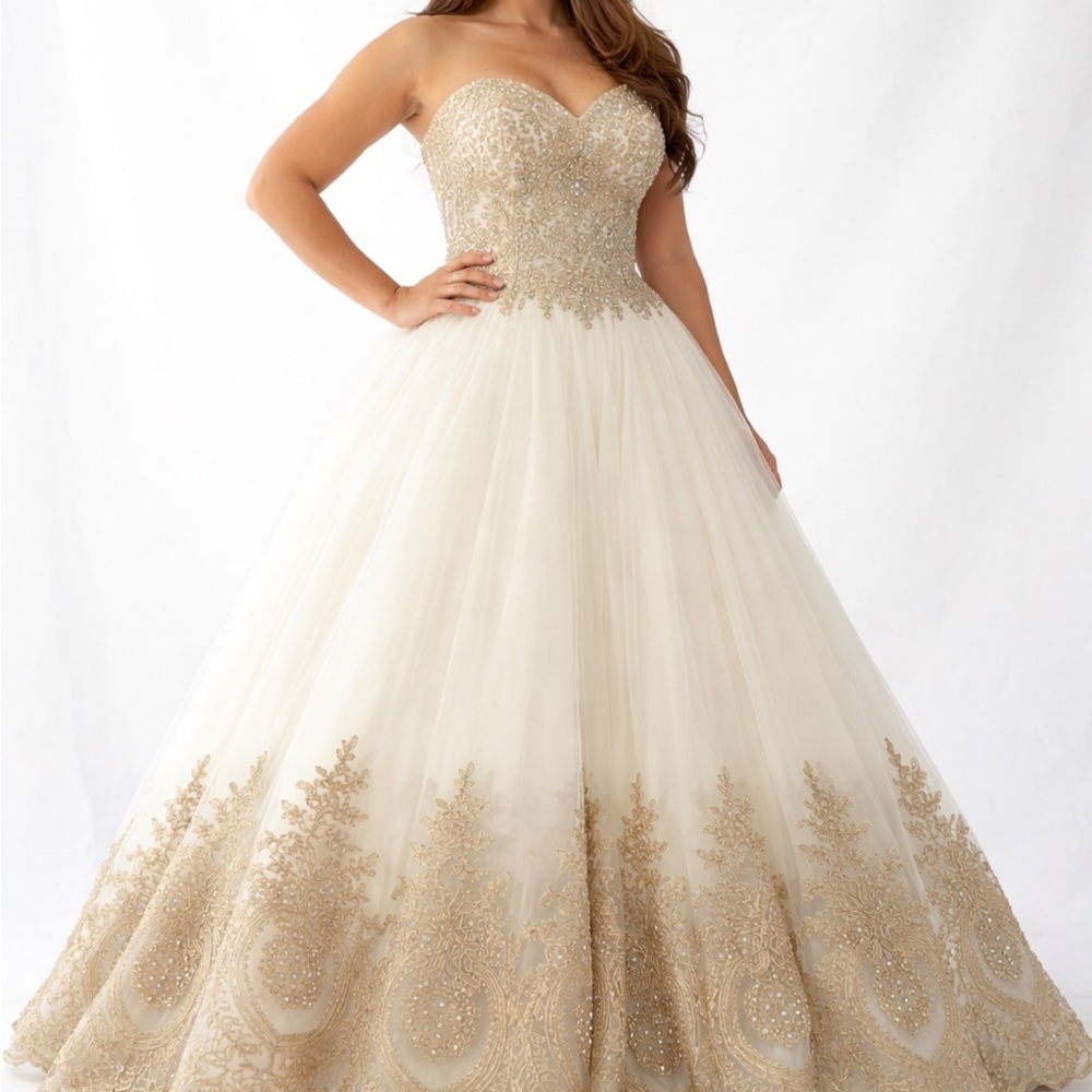 Elegant Cream and Gold Women's Dress